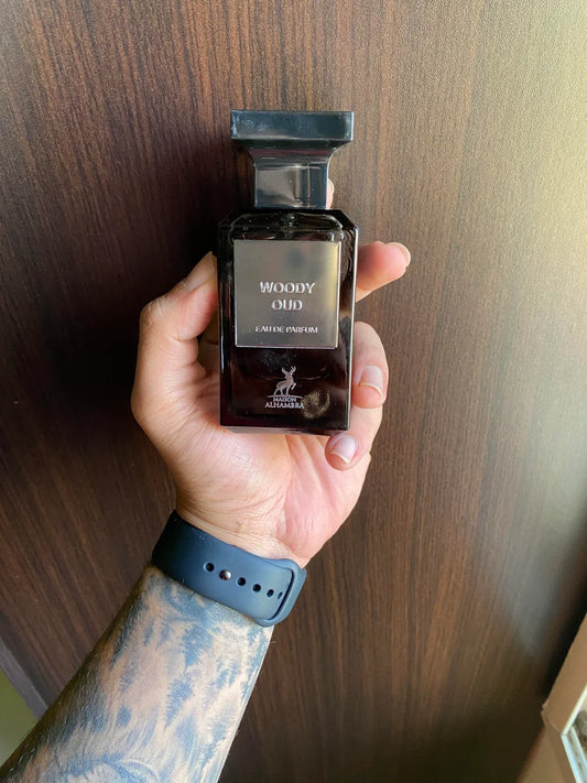 Perfumes That Smell Like Tom Ford Oud Wood: What Makes It So Iconic