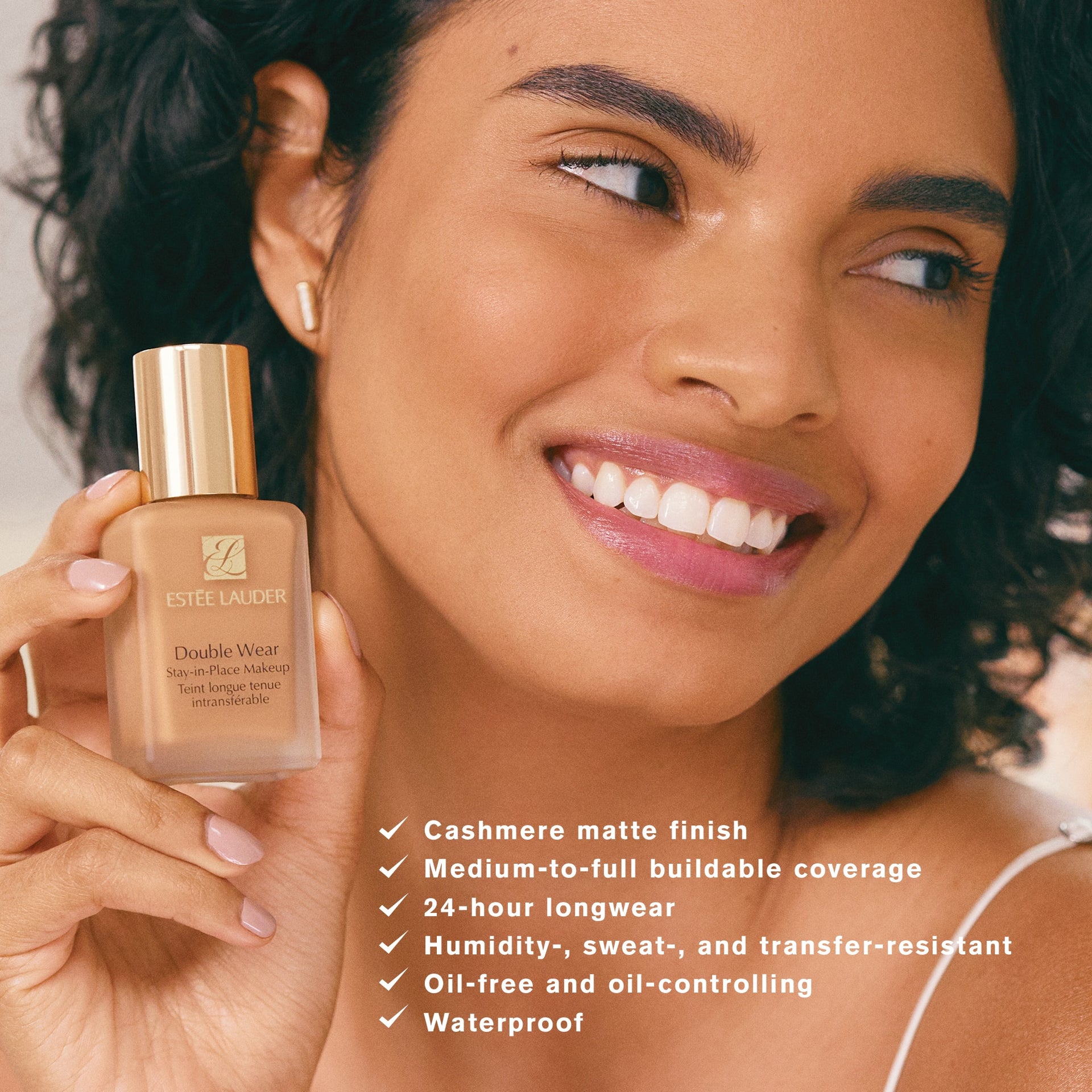 Estee Lauder Double Wear Stay In Place Makeup SPF 10 Liquid Foundation- (No. 82 Warm Vanilla)