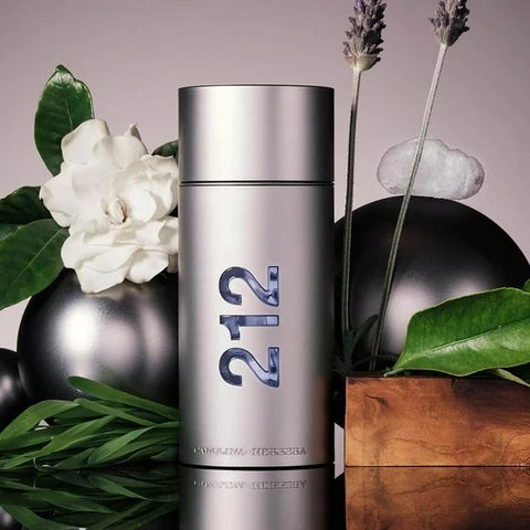 Carolina Herrera 212 Men Fragrance For Men - Timeless Scent - Warm Sandalwood - Fresh Notes - Beautifully Bright Fragrance - Energetic Green With Sensual Peppery Spices - Edt Spray-100ml/3.4oz